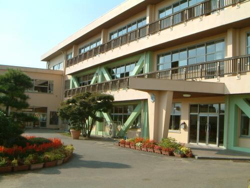 那珂市立菅谷小学校
耐震補強（1）